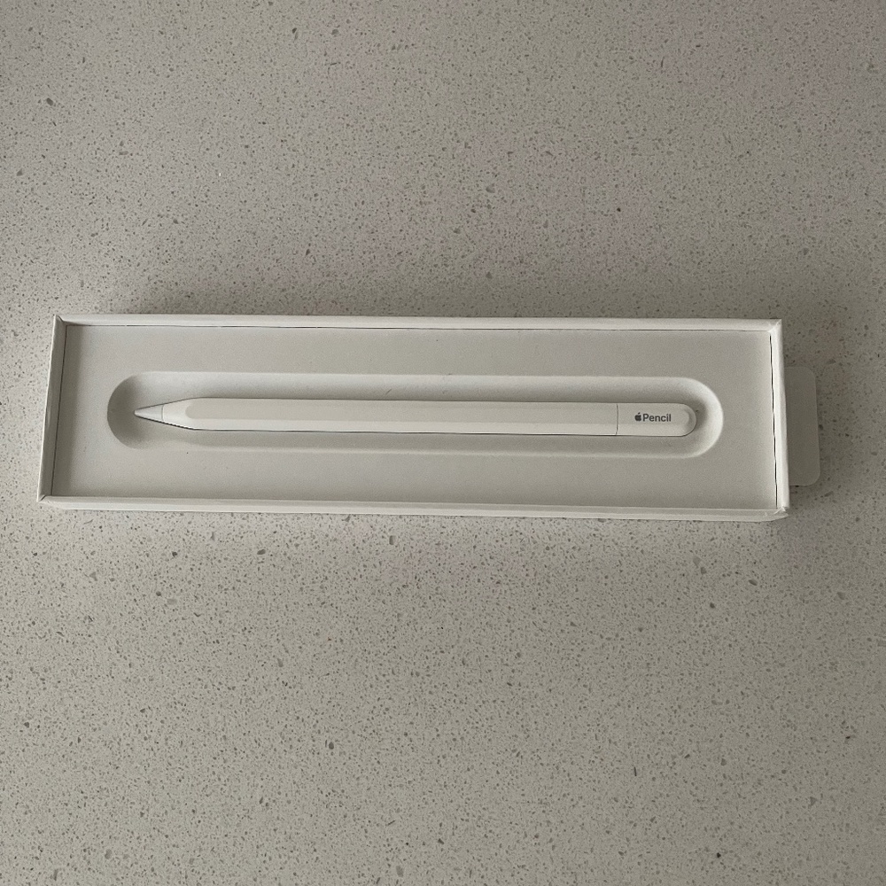 Apple Pencil USB-C wireless charging